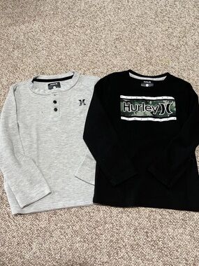 Hurley Kids Long-Sleeve Logo Tees in Black and Light Gray